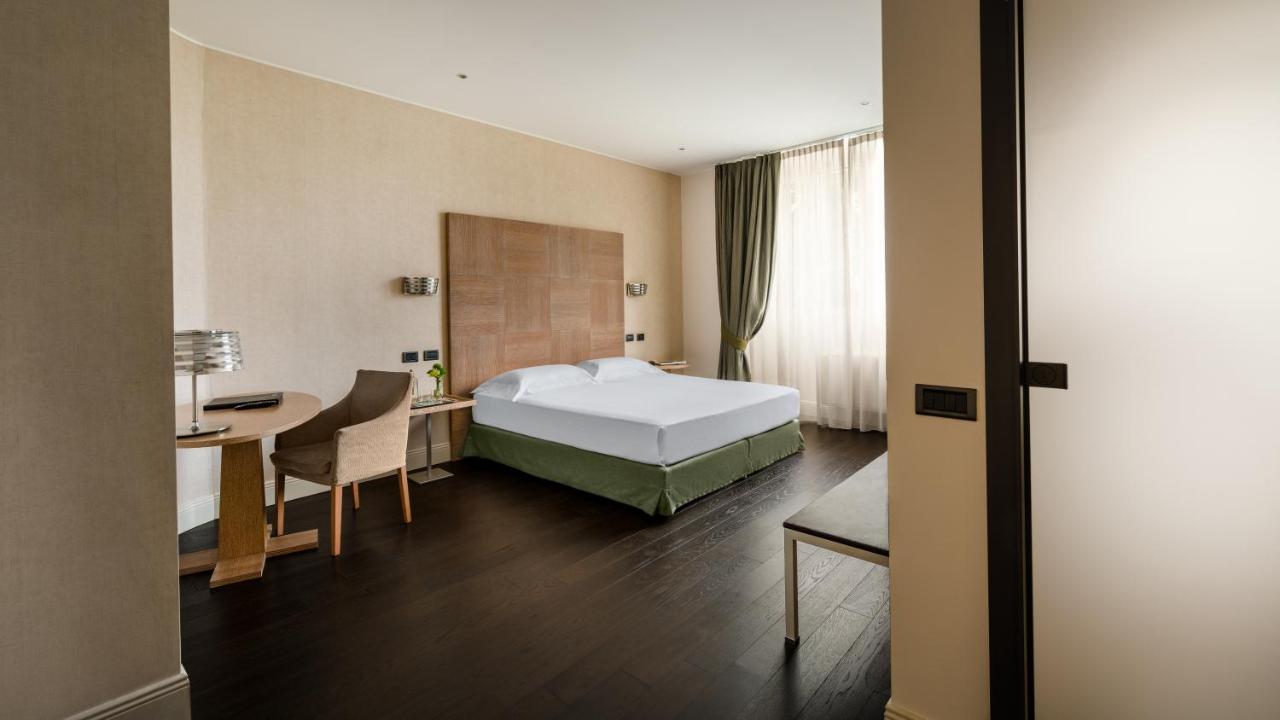 Hotel Cora Carate Brianza Exterior photo